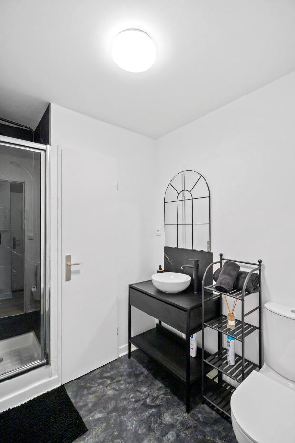 La Suite "Black Hood" Maubeuge Extérieur photo